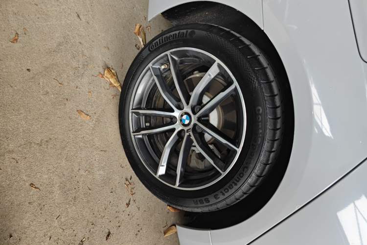Used BMW 5 Series 2022 525Li M Sport Package Right Rear Wheel Hub
