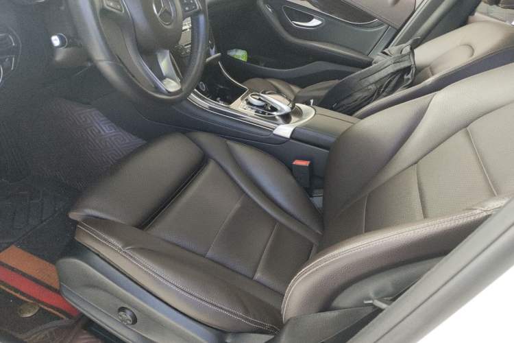 Used Mercedes-Benz GLC 2017 GLC 260 4MATIC Dynamic Edition
