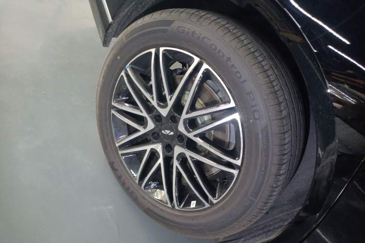 Used Chery Fulwin A9L 2025 Model, 260 Ultra-Long Range Prestige Edition