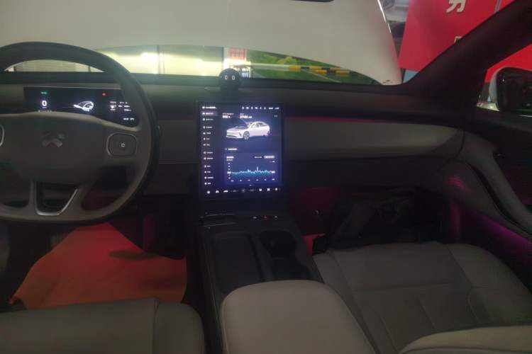 Used Nio ET5T 2023 75 kWh Touring Audio And AC Panel