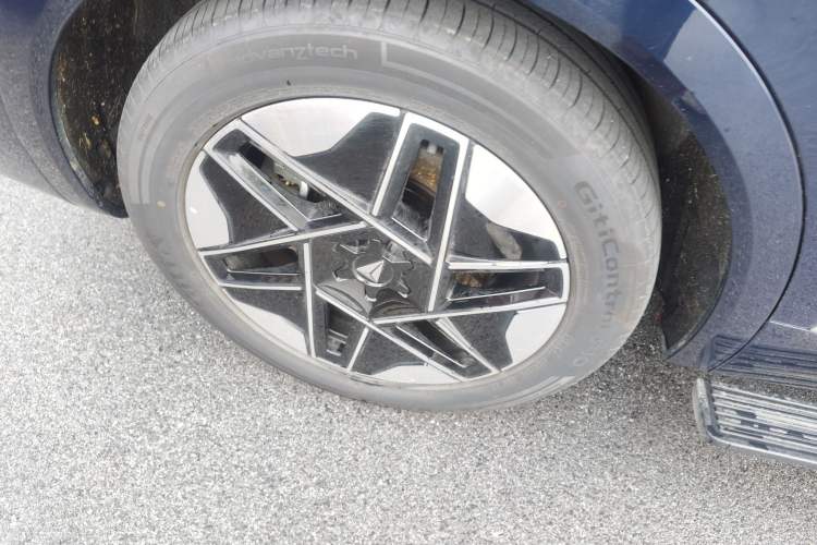 Used Deepal S09 2025 Rear-Drive Ultra+ Exterior 5