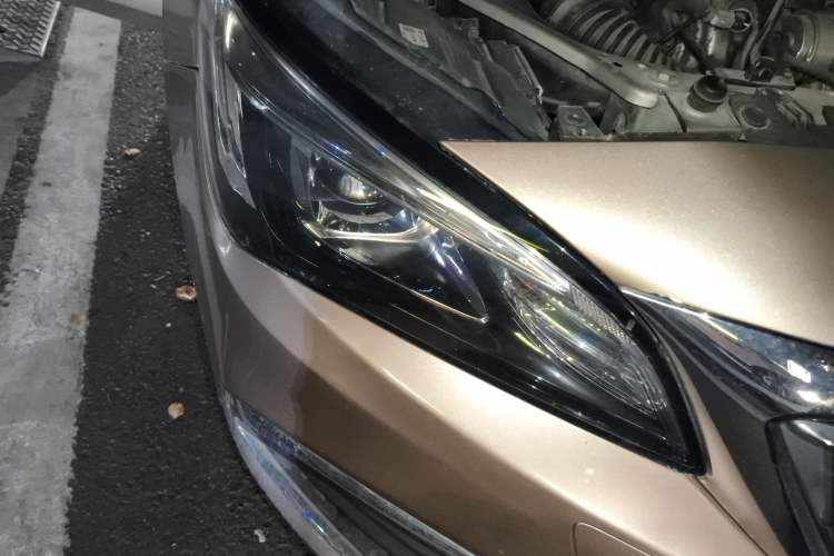 Used Buick Verano 2018 Sedan 20T Dual-Clutch Leading Model