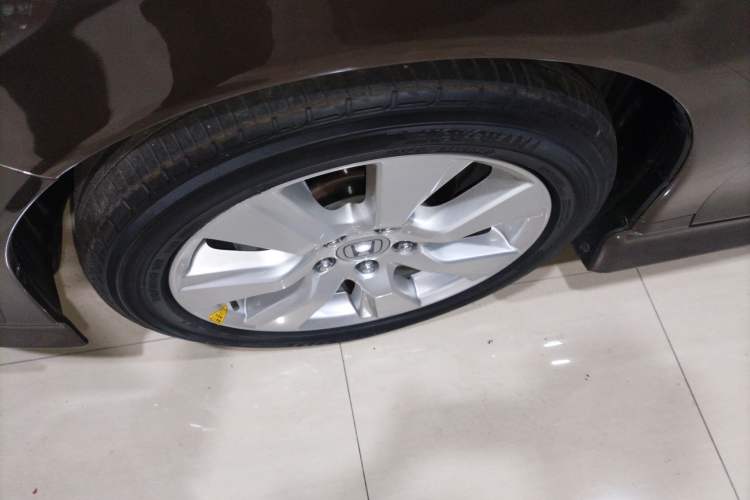 Used Honda Jade 2014 1.8L Automatic Comfort Elite Version 5 Seats