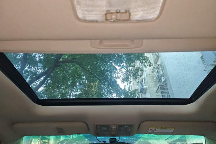 Used Toyota Reiz 2012 2.5V Fengdu Elite Stylish Edition Headliner