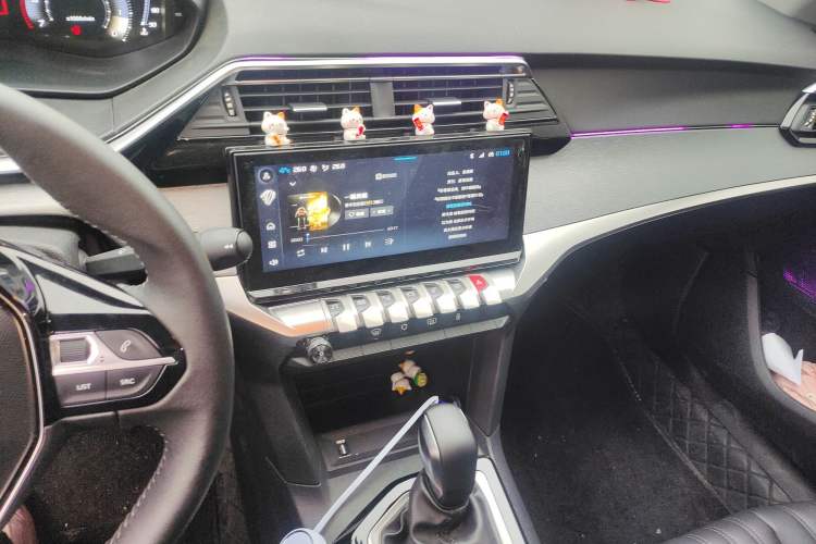 Used Peugeot 408 2022 1.6T Light-Chasing Edition
