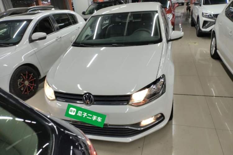 Used Volkswagen Polo 2014 1.6L Automatic Comfort Edition
