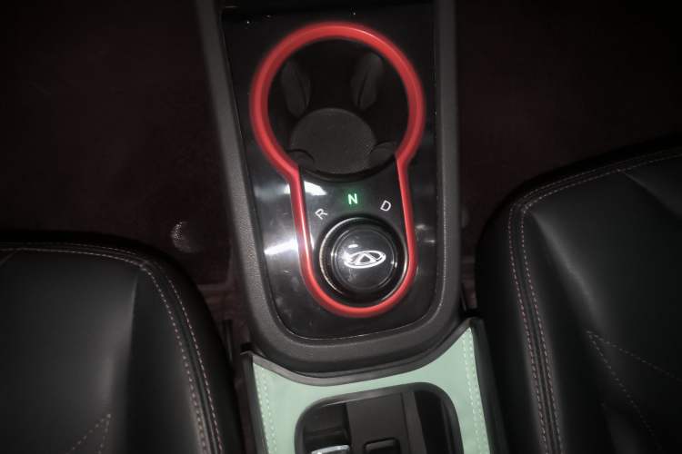 Used Chery QQ Little Ant 2023 301km True Love Plus Version Lithium Iron Phosphate Gear Lever