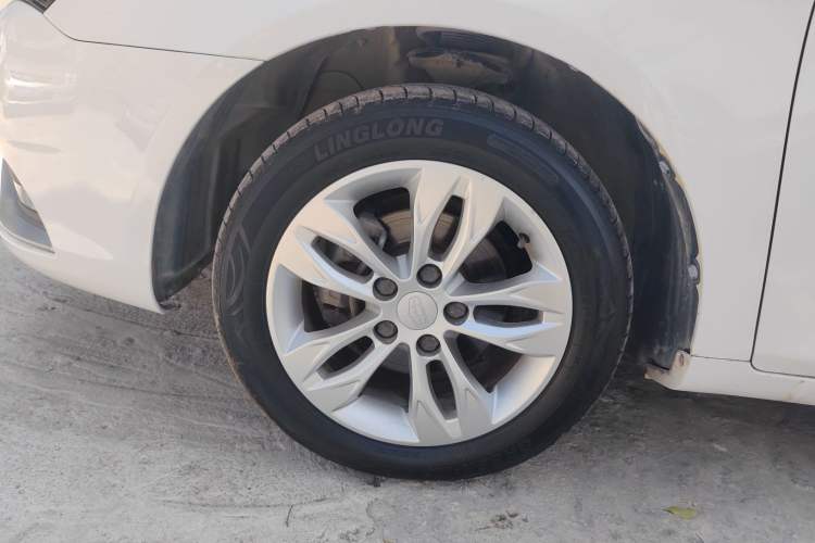 Used Geely Auto Emgrand 2015 Sedan 1.5L Manual - Top Trim Level