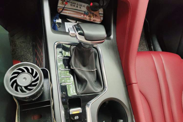 Used CHANGAN CS75 PLUS 2020 1.5T Automatic Luxury Version Gear Lever