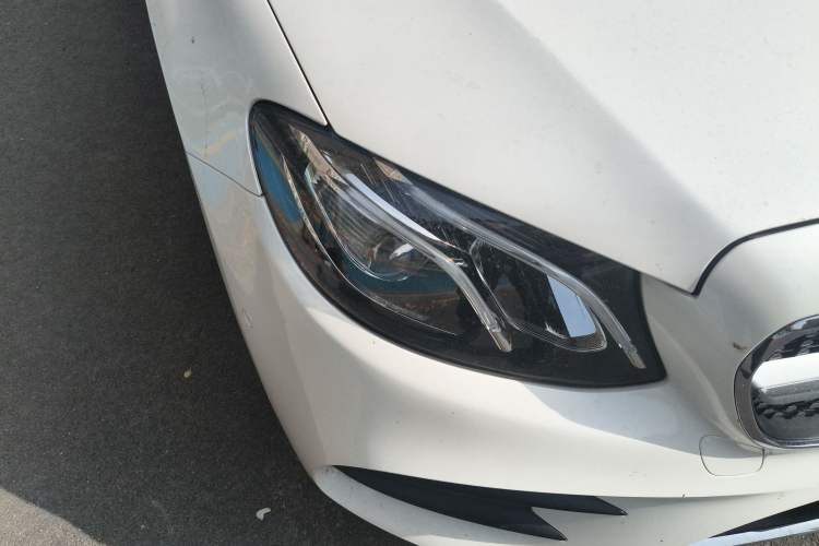 Used Mercedes-Benz E-Class 2020 E 300 L Sporty and Stylish Model