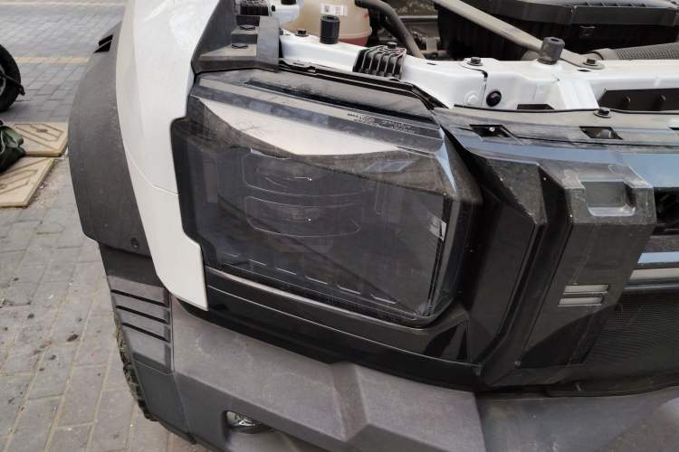 Used JETOUR Traveler 2024 2.0T All-Wheel-Drive Silver Dragon Wings
