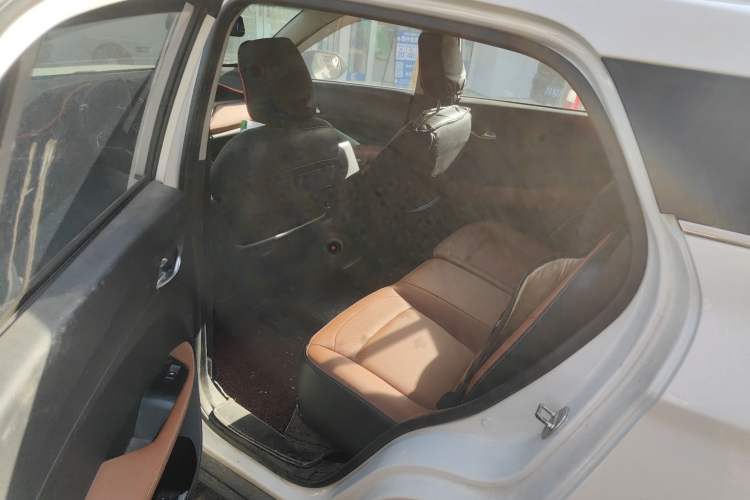 Used Baojun 510 2017 1.5L Manual Luxury Model Left Rear Seat