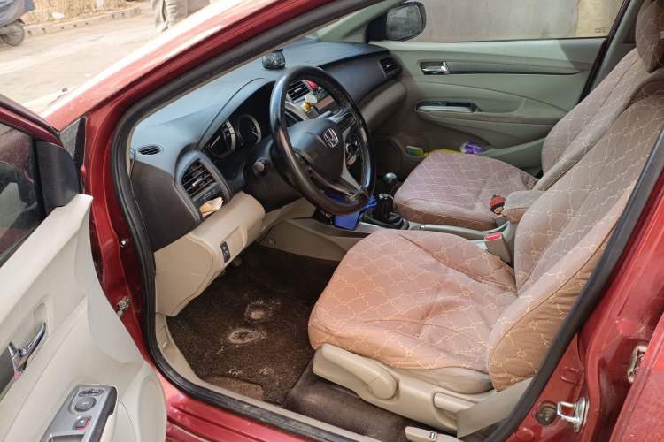 Used Honda City Classic 2012 1.5L manual Elite Edition Driver Seat