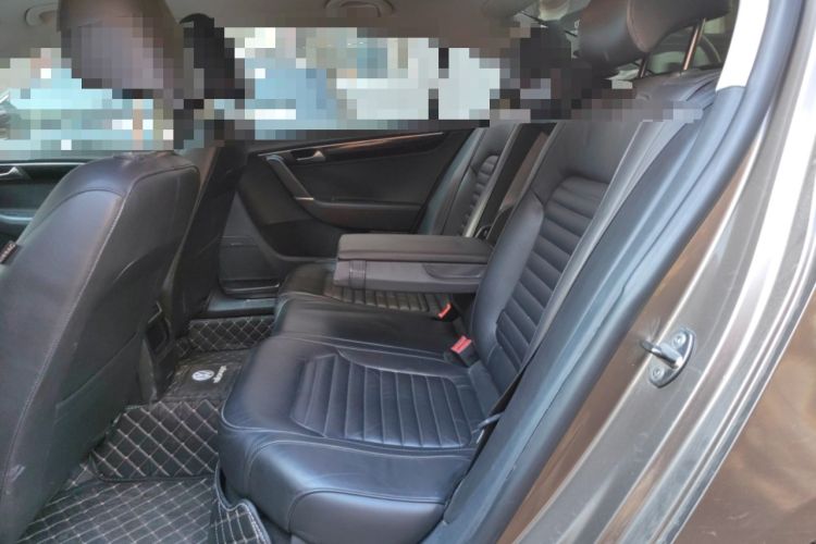 Used Volkswagen Magotan 2012 Revised 1.8TSI Luxury Version Left Rear Seat