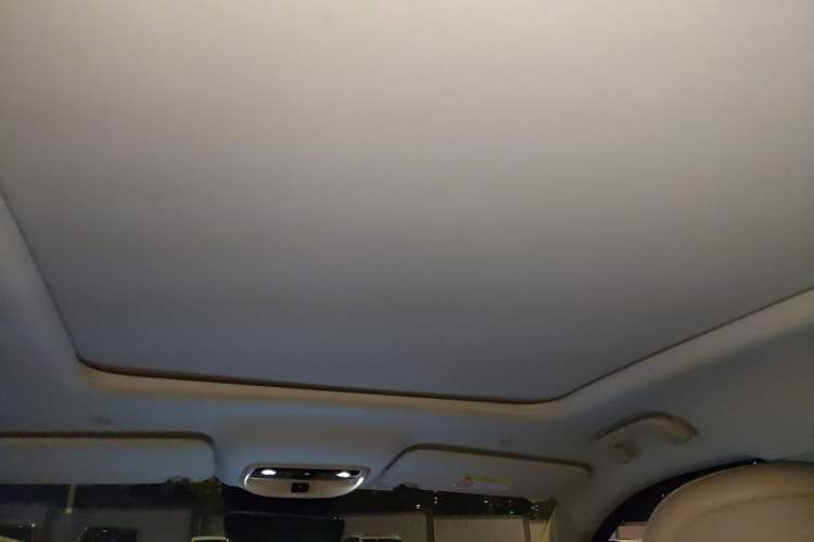 Used Hima AITO M7 2024 1.5T Rear-Drive Plus Version 5 Seats Headliner