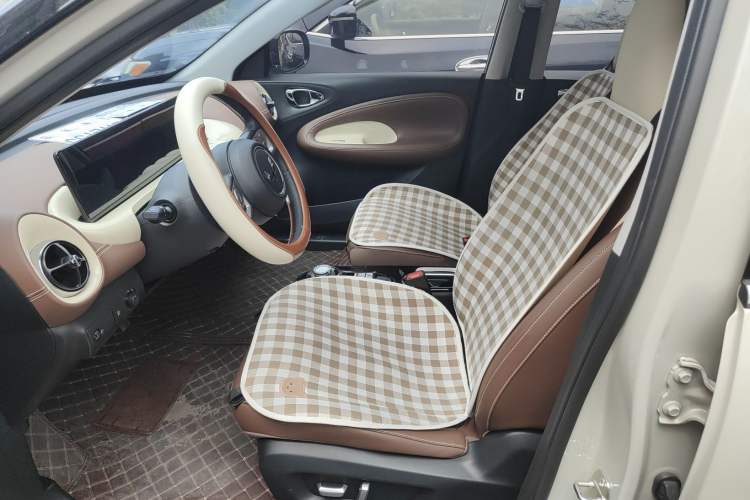 Used Wuling Bingo 2024 333 km Lingxi Connected Version Left Front Seat