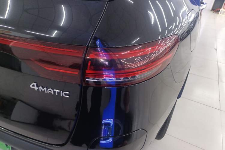 Used Mercedes-Benz EQC 2021 EQC 350 4MATIC Exterior 6