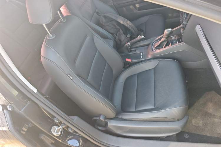 Used Volkswagen Sagitar 2018 180TSI DSG Prestige Edition
