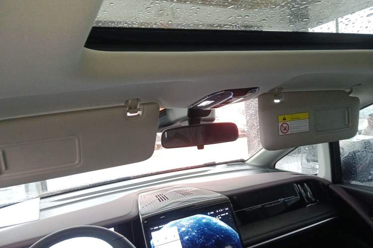 Used GAC Trumpchi M8 2024 Master Series 400T Prestige Edition
