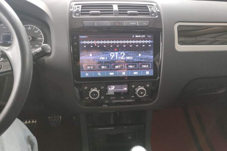 Used Yema T70 2016 Upgraded Model 1.5T Manual Luxury Version
