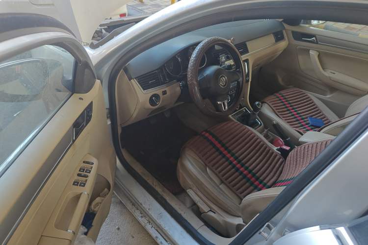 Used Volkswagen Bora 2013 1.6L Manual Comfort Model
