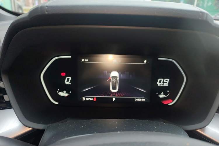 Used MG 5 2022 180 DVVT CVT Youth Luxury Edition
