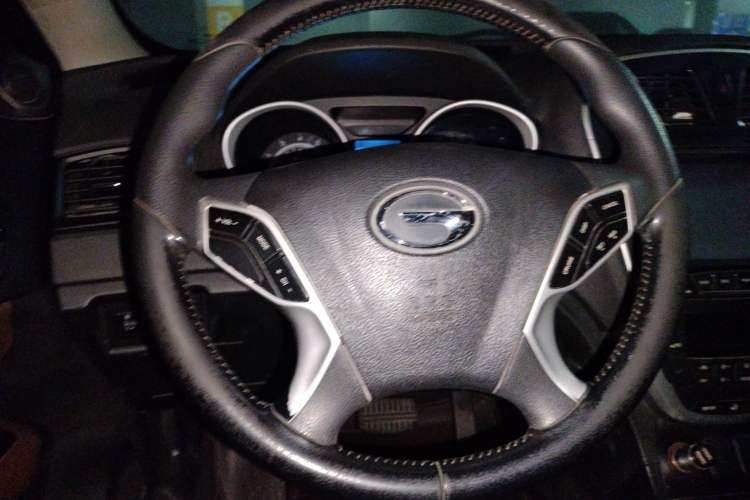 Used GAC Trumpchi GS5 2013 1.8T Automatic Two-Wheel Drive Luxury Edition
