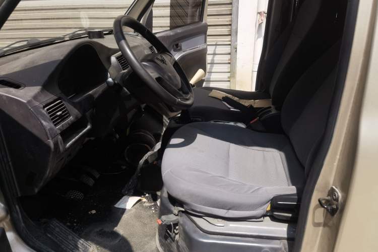 Used Wuling Rongguang 2021 1.5L Extended Standard Model Enclosed-Window Vehicle, Air-Conditioned Version, 2-seater LAR Left Front Seat