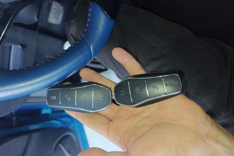 Used BYD Dolphin 2021 405 km Fashion Edition Vehicle Key