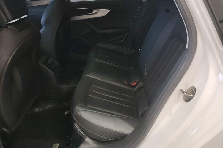 Used Audi A4L 2022 40 TFSI Fashion Dynamic Model Left Rear Seat