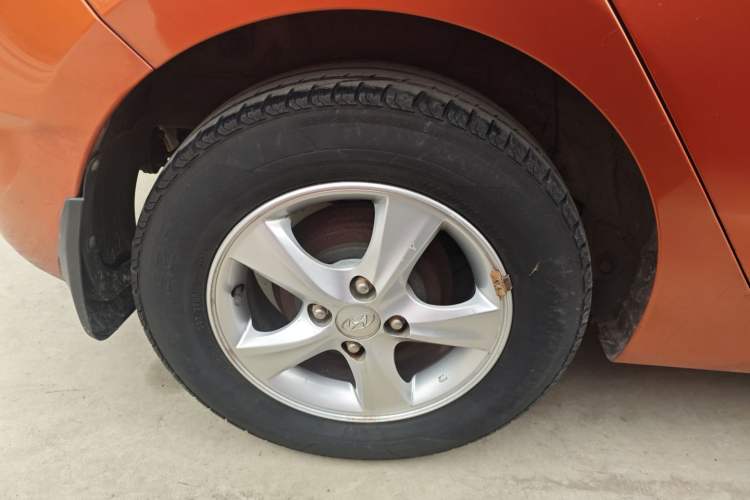 Used Hyundai Verna Ray 2014 1.4L Automatic GLX