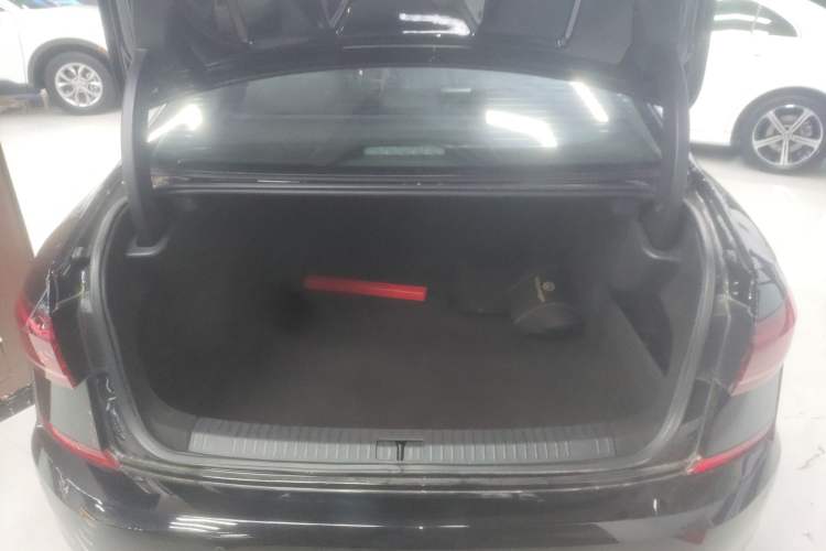 Used Volkswagen Passat 2023 330TSI Starry Luxury Edition
