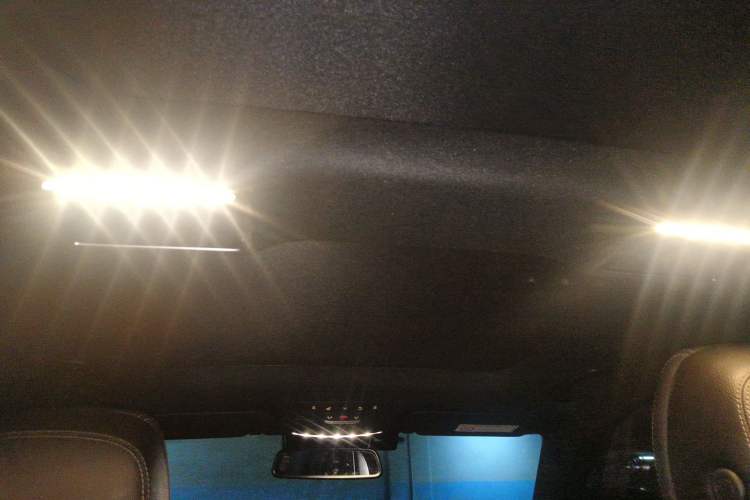 Used Mercedes-Benz GLC 2019 Facelift GLC 260 L 4MATIC Luxury Model Headliner