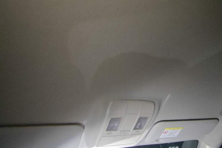 Used Mazda 3 Axela 2016 Sedan 1.5L Manual Comfort Model
