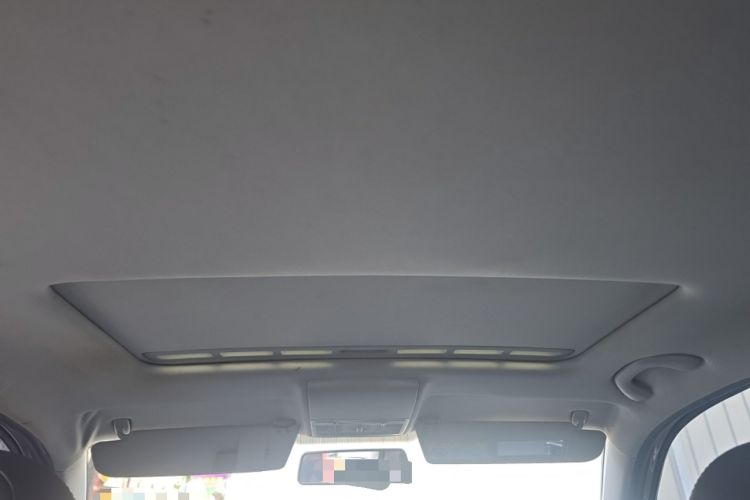 Used Volkswagen Lavida 2017 1.6L Automatic Comfort Edition Headliner