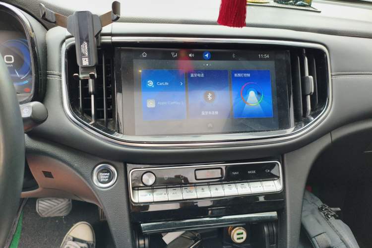 Used GAC Trumpchi GS8 2020 390T Two-Wheel Drive Luxury Smart Connectivity Version (7 Seats) Audio And AC Panel