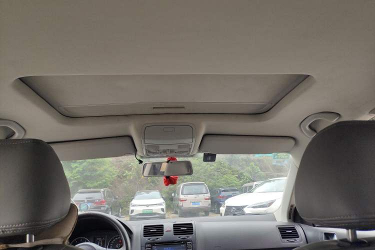 Used Volkswagen Sagitar 2011 1.4 TSI Automatic Tech Model
