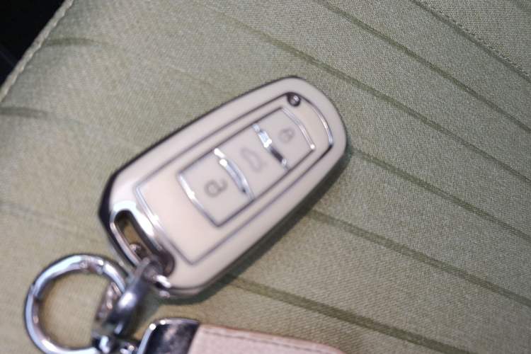 Used Geely Galaxy Panda 2023 Panda Mini 120km Super Cute Bear