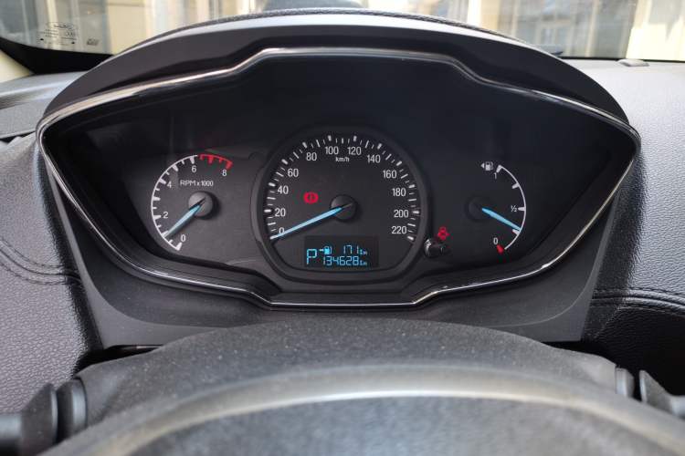 Used Ford Escort 2015 1.5L Automatic Fashion Model Instrument Cluster