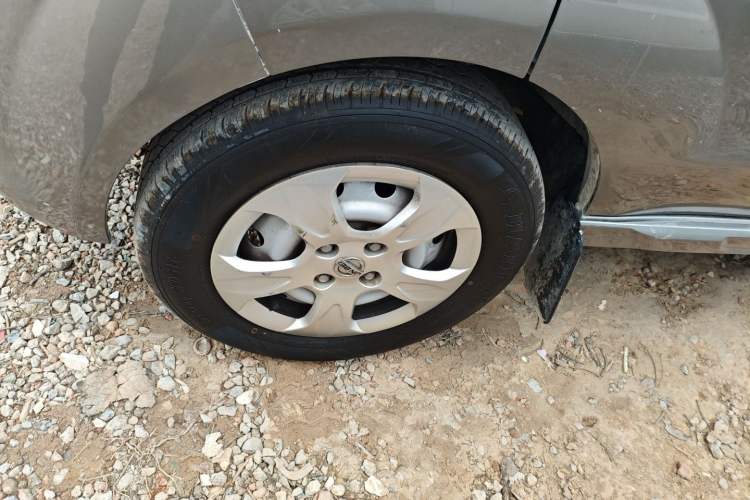 Used Jinbei New Hiace X30L 2021 1.5L Wealth Edition Bus Non-Air-Conditioned China VI Standard SWC15M