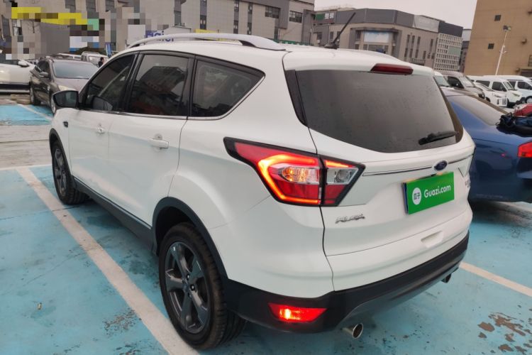 Used Ford Kuga 2019 EcoBoost 180 Two-Wheel-Drive Titanium Plus Model China VI Standard