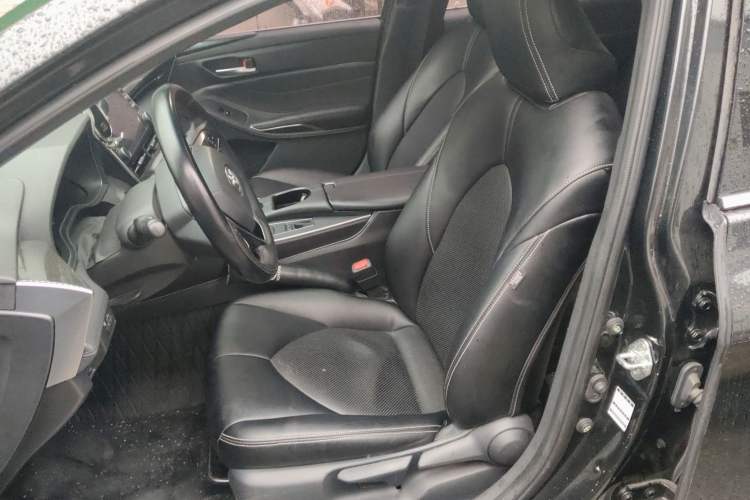 Used Toyota Avalon 2019 2.0L Ambition Edition China VI Left Front Seat