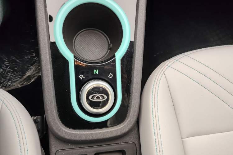 Used Chery QQ Little Ant 2021 200 000-Yuan Ant Fan Edition Oxygen Version Lithium-Ion Battery 301 km