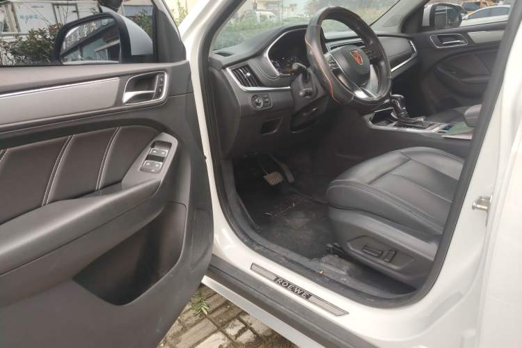 Used Roewe RX5 2019 20T Two-Wheel Drive Automatic 4G Connected Platinum Edition