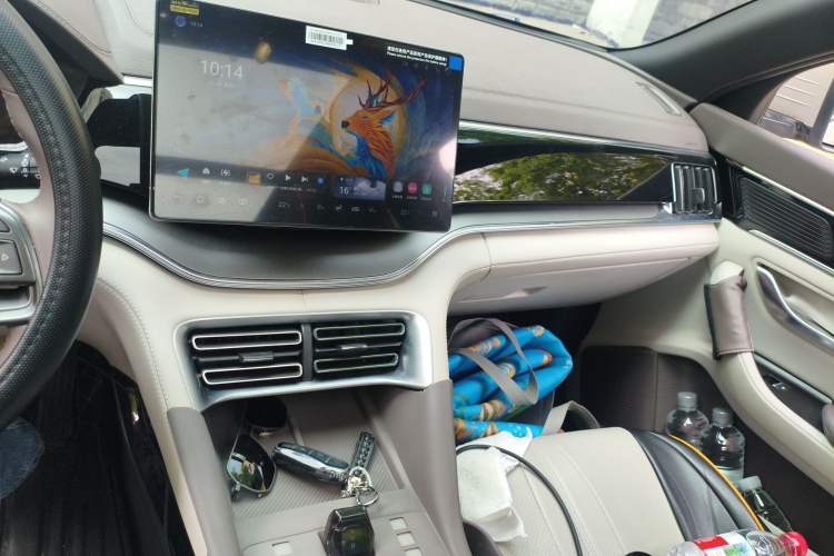 Used BYD Song PLUS New Energy 2025 EV 520km Luxury Version Audio And AC Panel