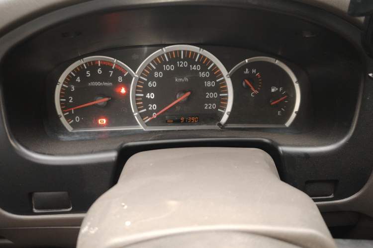 Used Nissan ZN Van 2013 2.4L Two-Wheel Drive Standard Model with 5 Seats