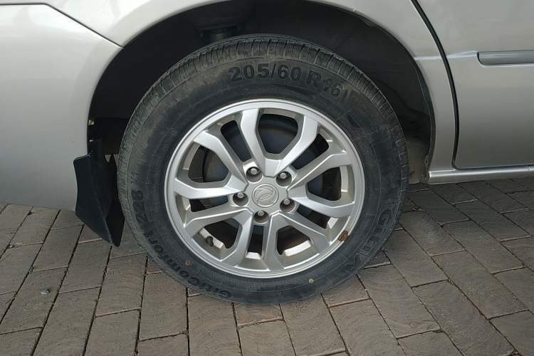 Used Dongfeng Shuaike 2016 1.6L Manual Comfort Model