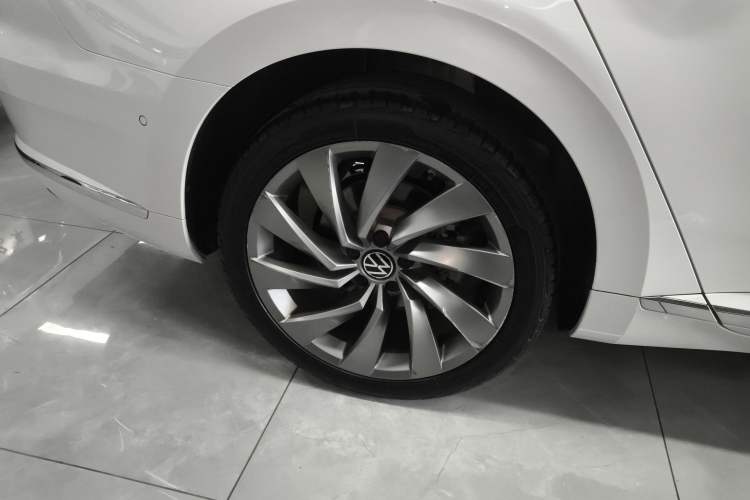 Used Volkswagen FAW-Volkswagen CC 2021 380TSI Striking Edition Exterior 5