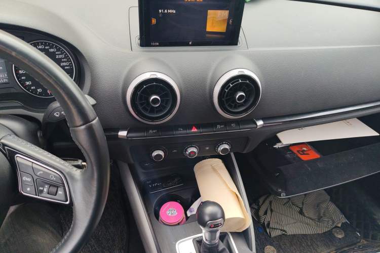 Used Audi A3 2018 30th Anniversary Edition Limousine 35 TFSI Fashion Model Audio And AC Panel