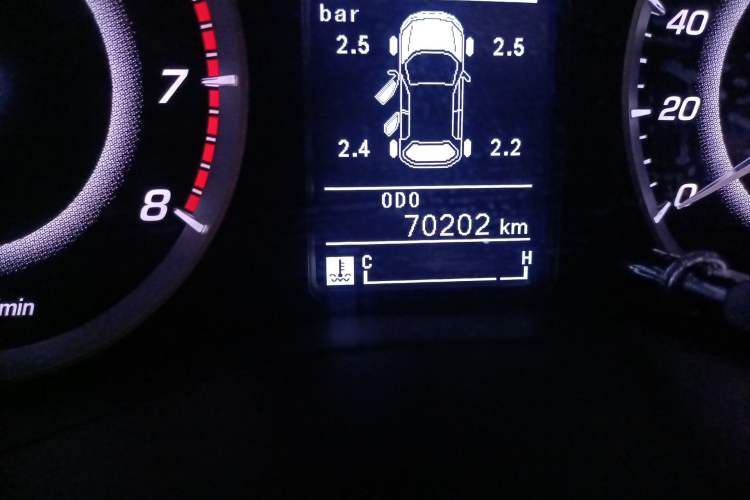 Used Baojun 560 2017 Rhythmic Edition 1.5T Manual Enjoyment Model
